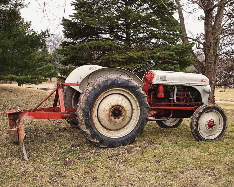 Czy warto kupować używane części do maszyn rolniczych?
