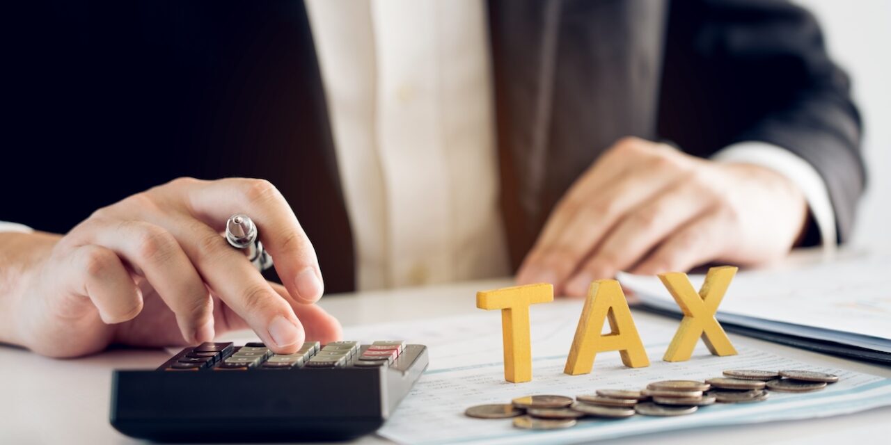 Outsourcing podatkowy – kiedy jest opłacalny dla firmy i jakie korzyści przynosi?